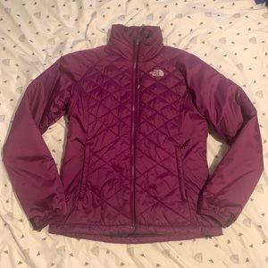 North face puffed jacket